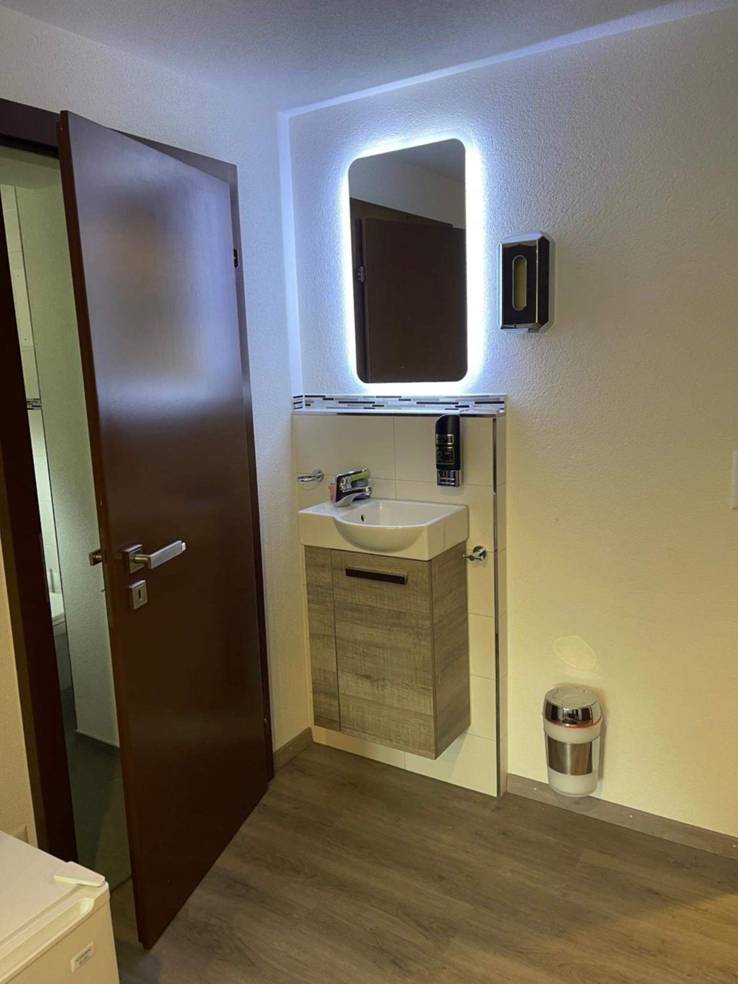 Haus Alpenhof Hotel Wassen Eksteriør billede